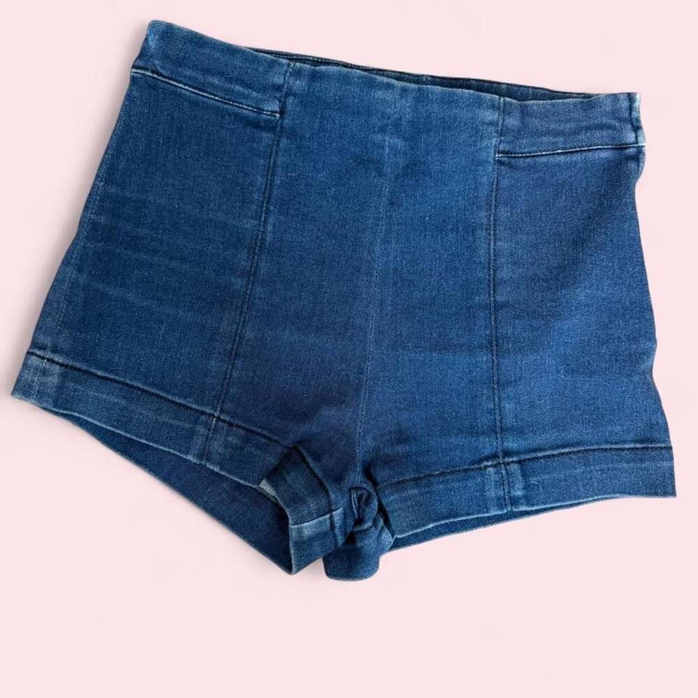 Forever 21 High Rise Denim Shorts Side Zip Size 28
